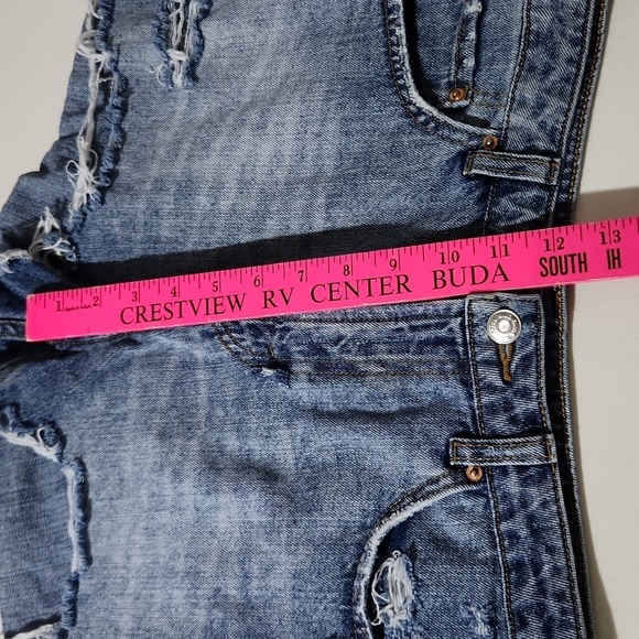 Wild Fable Shorts Distressed Blue Jean Shorts Distroyed Size 8 Holes Rips - Picture 10 of 12